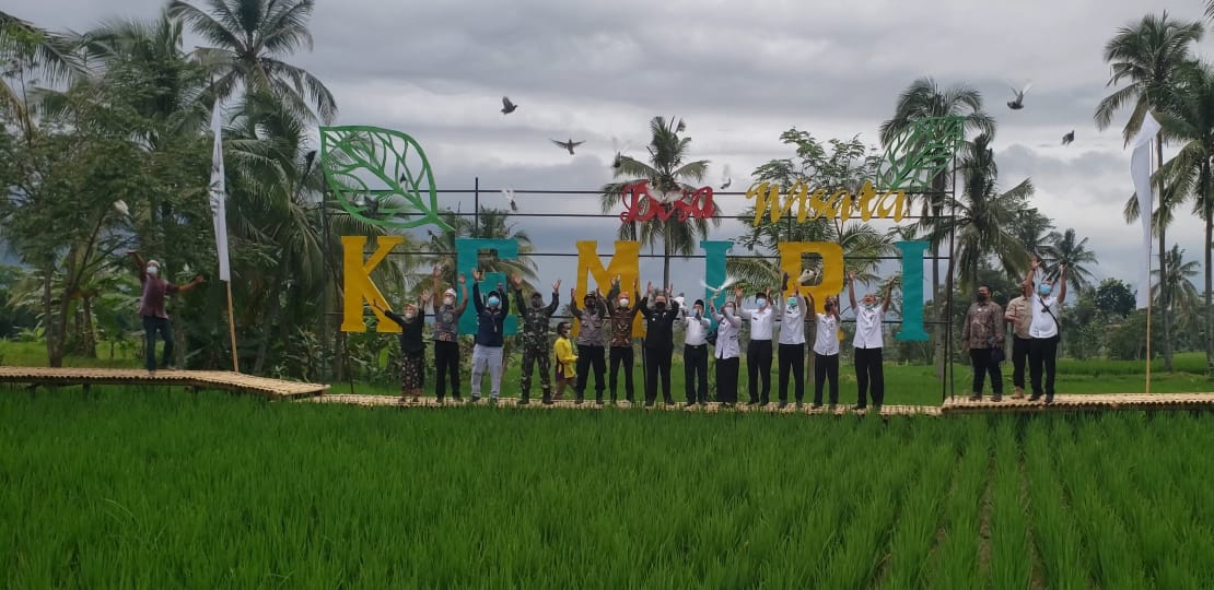 Gambar WAJAH BARU DESA KEMIRI SETELAH 15 TAHUN PASCA BANJIR BANDANG